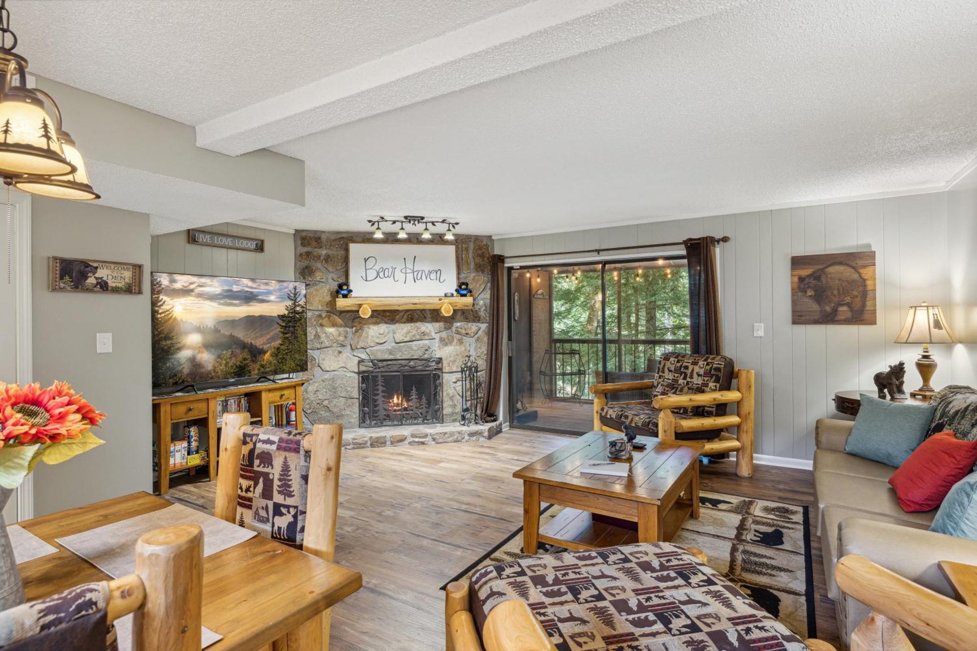 Obear Mountain Is A Newly Updated Condo In Chalet Village Of Gatlinburg! Exterior foto